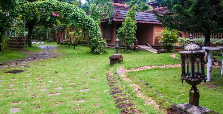 Pagoda Resorts Alappuzha Eksteriør billede