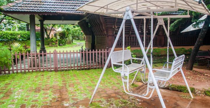 Pagoda Resorts Alappuzha Eksteriør billede